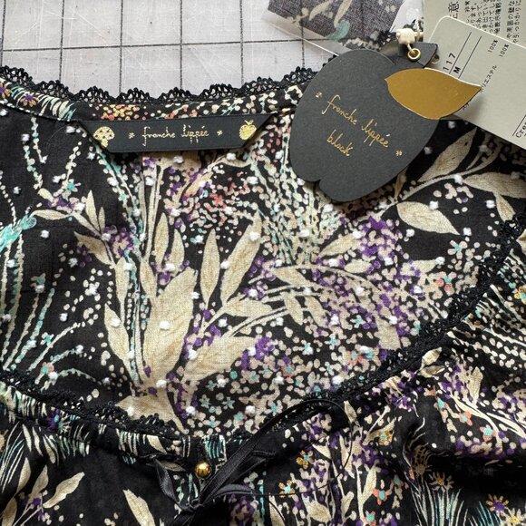 Franche Lippee Sz M black floral print cap sleeve dress Japanese brand - Picture 6 of 7